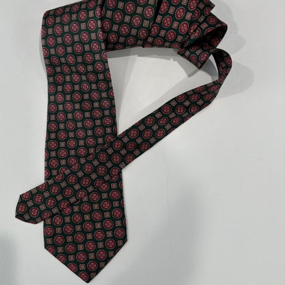Men's WRIGHT‎ & Co. classic neck tie.